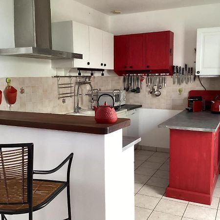 Maison Chaleureuse 2 Chambres 퓔보로 외부 사진